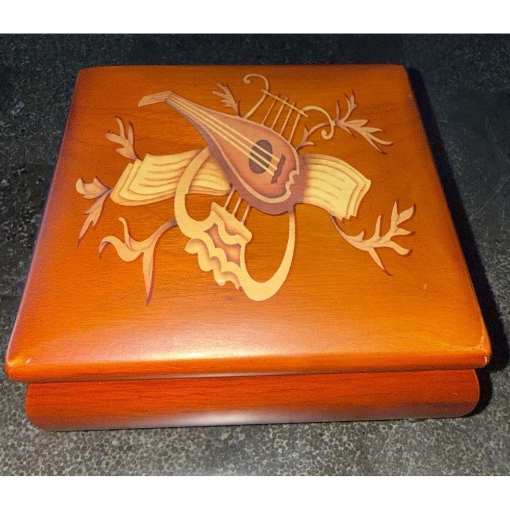 Vtg Wooden Trinket MUSIC Box -Works Scroll, Music Themed- Small Lined